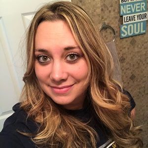 Meet your Posher, Michele